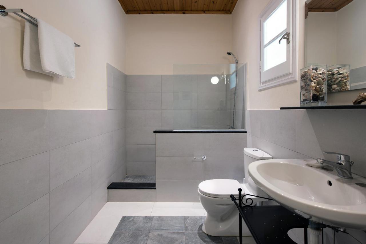 Villa Apleton Kassiopi Ngoại thất bức ảnh