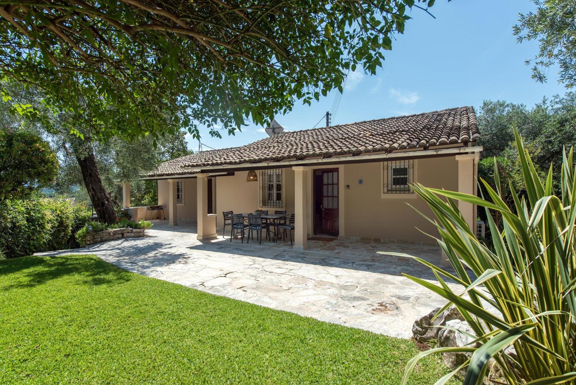 Villa Apleton Kassiopi Ngoại thất bức ảnh