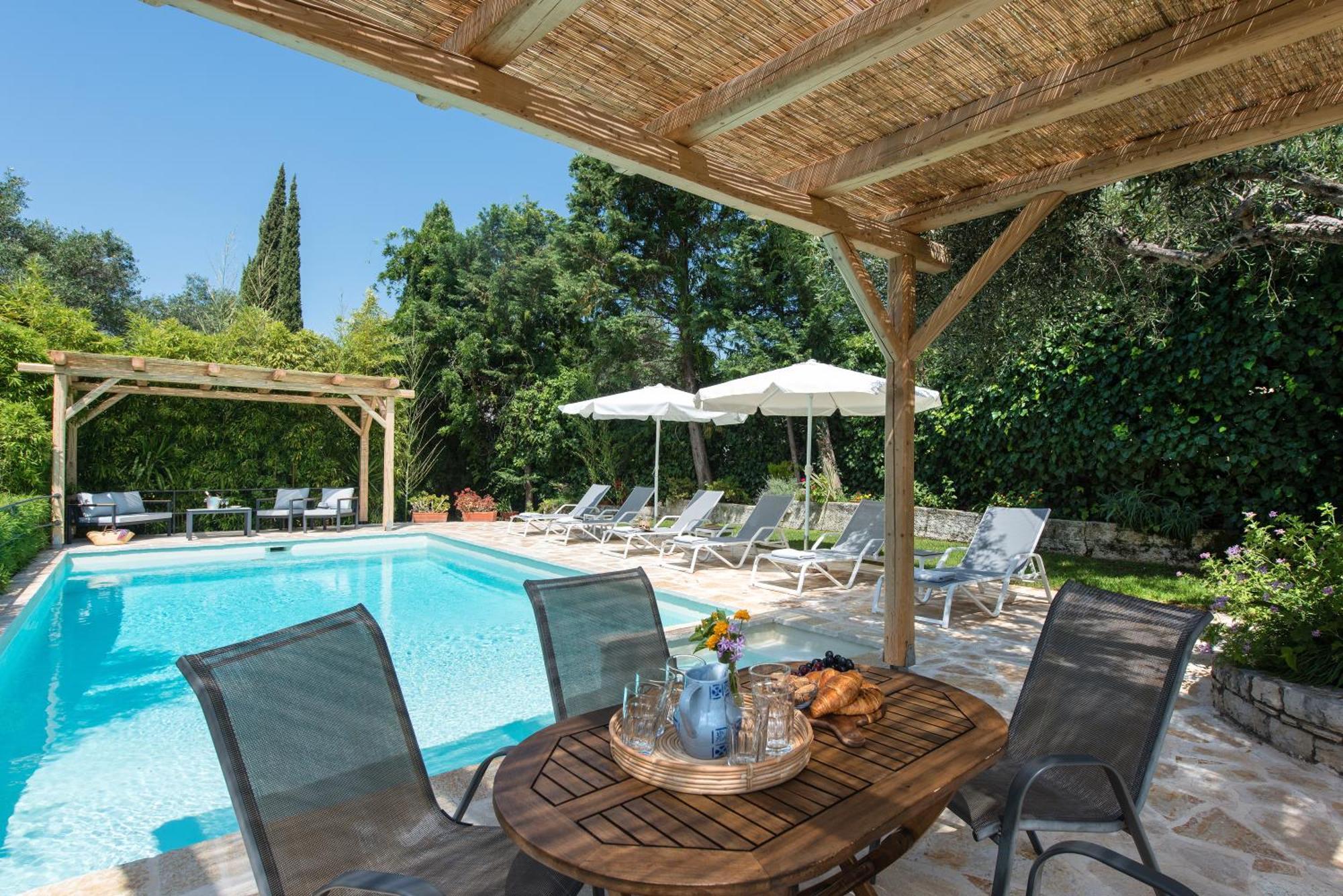 Villa Apleton Kassiopi Ngoại thất bức ảnh