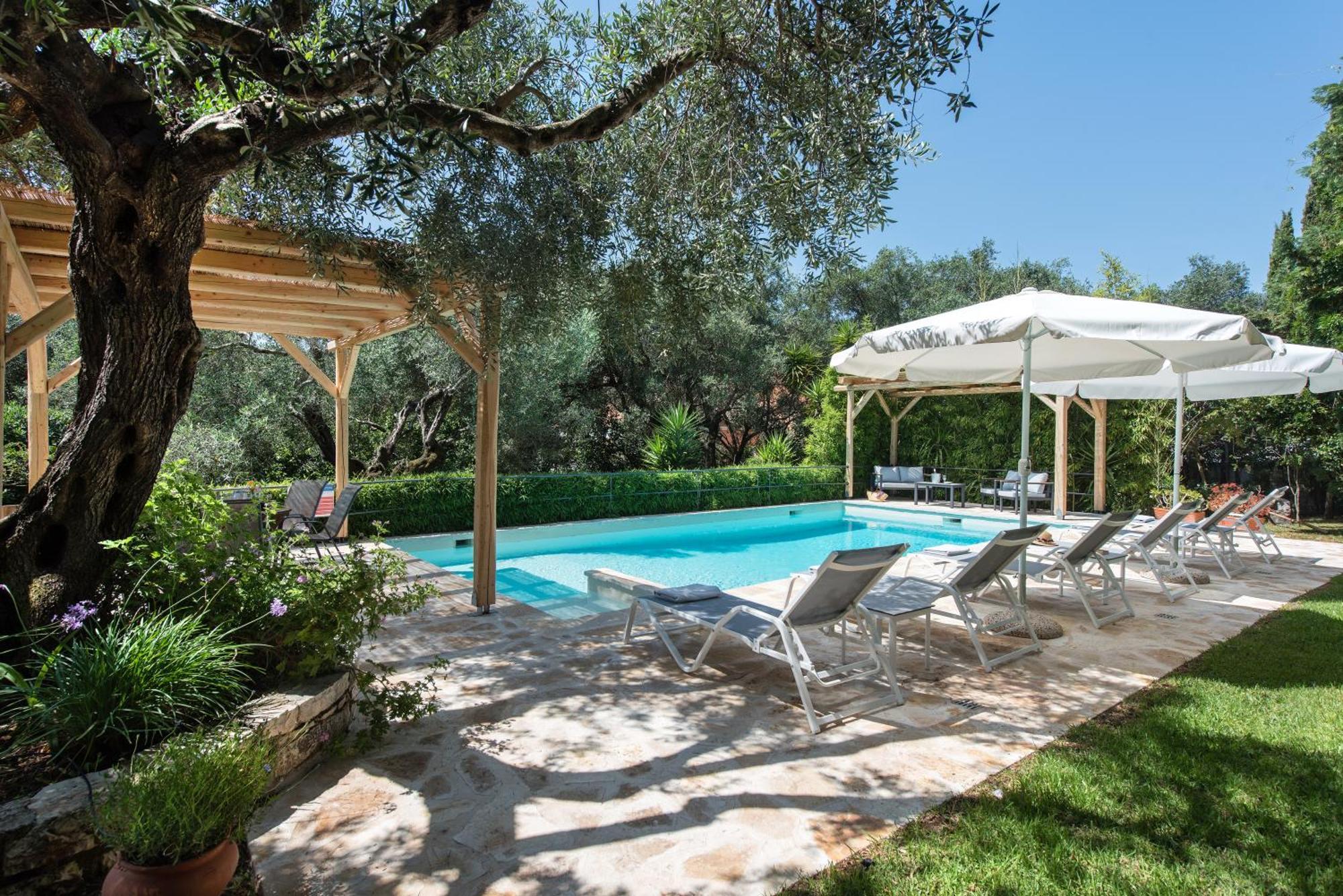 Villa Apleton Kassiopi Ngoại thất bức ảnh
