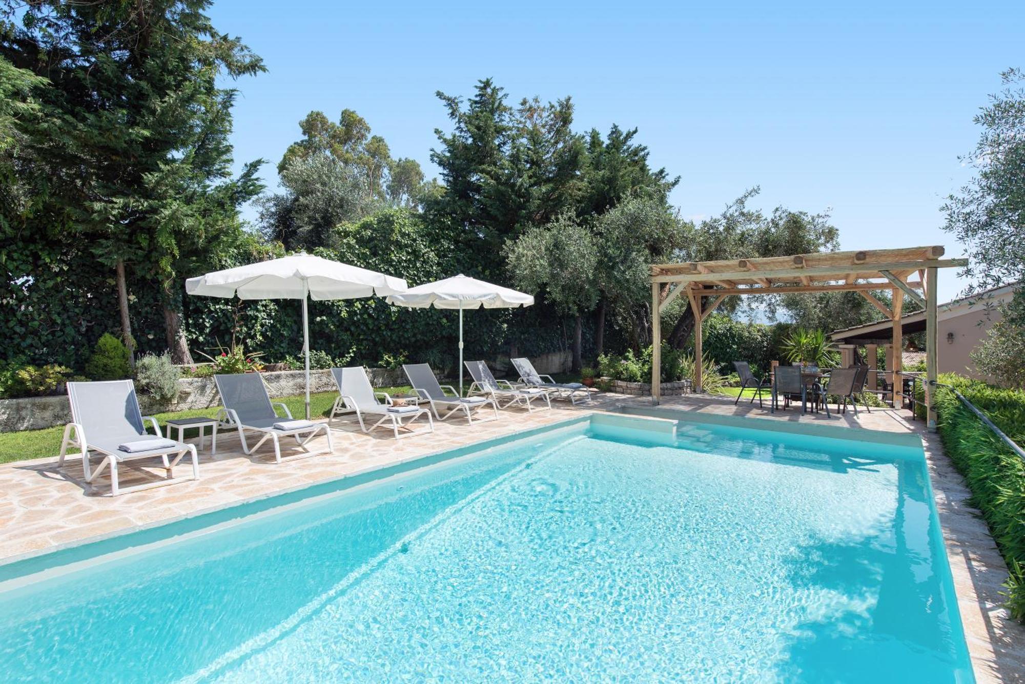 Villa Apleton Kassiopi Ngoại thất bức ảnh